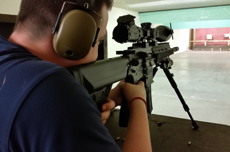 Sporting gun experience under supervised range conditions